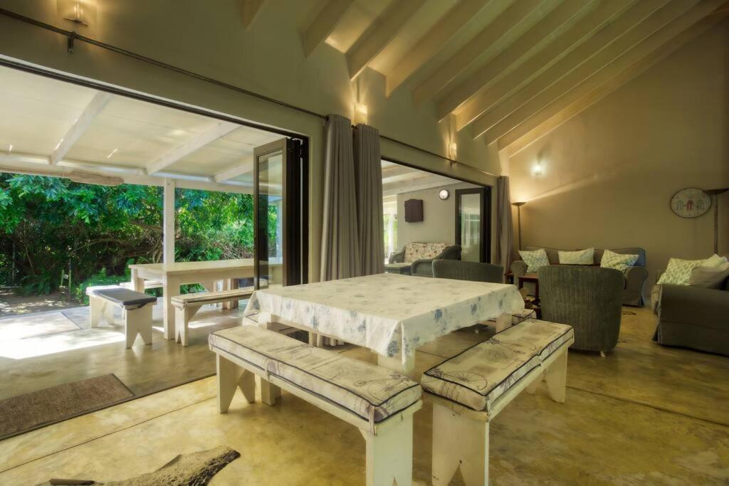 Вилла Baleia Azul 26 Ponta Mamoli Экстерьер фото
